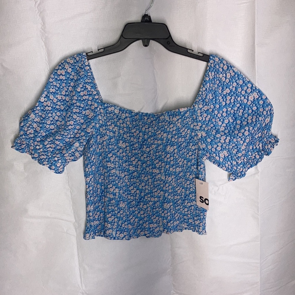 3/$24 So top blue floral print puff sleeve smocked crop top boho casual L jr - Picture 13 of 17